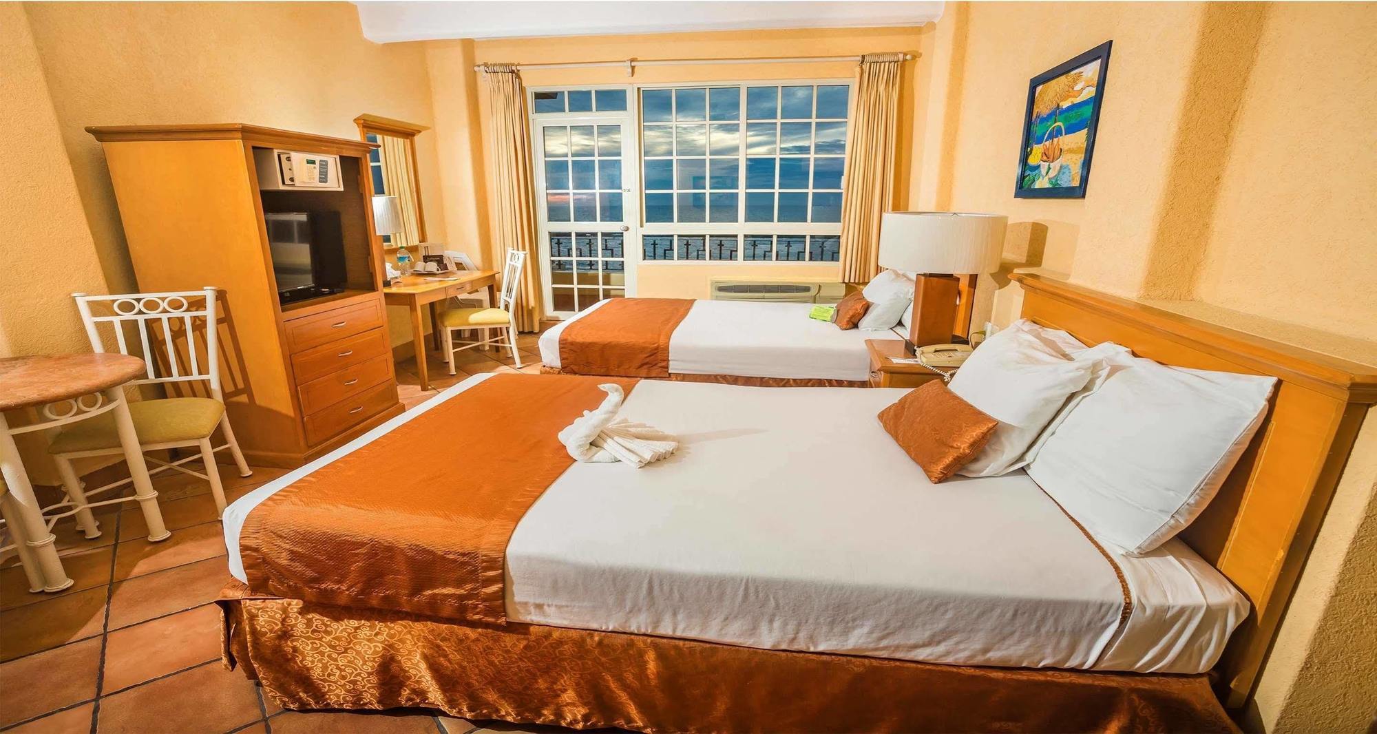 เบสต์ เวสเทิร์น โปซาดา ฟรีแมน Hotel มาซาตลัน ภายนอก รูปภาพ